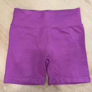 Keep That Pump shorts size small